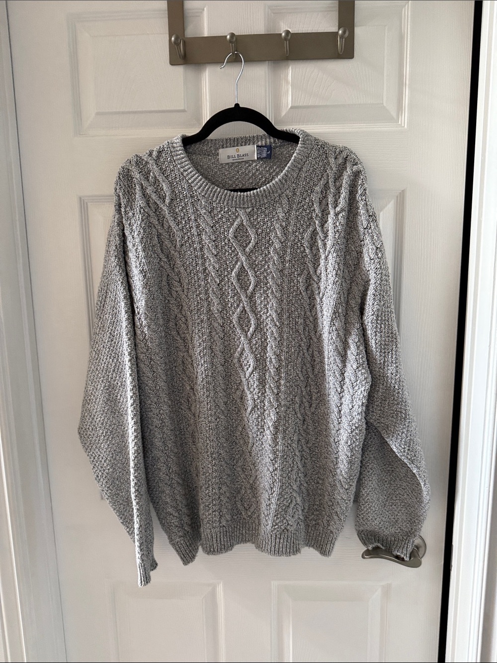 Vintage bill blass Light Grey Cable Knit Crewneck Sweater